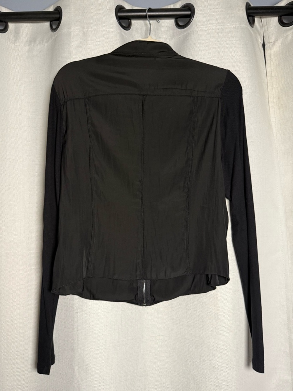 Lola & Sophie Black Satin Lightweight Utility Zip Up Jacket Size Large - Picture 3 of 7